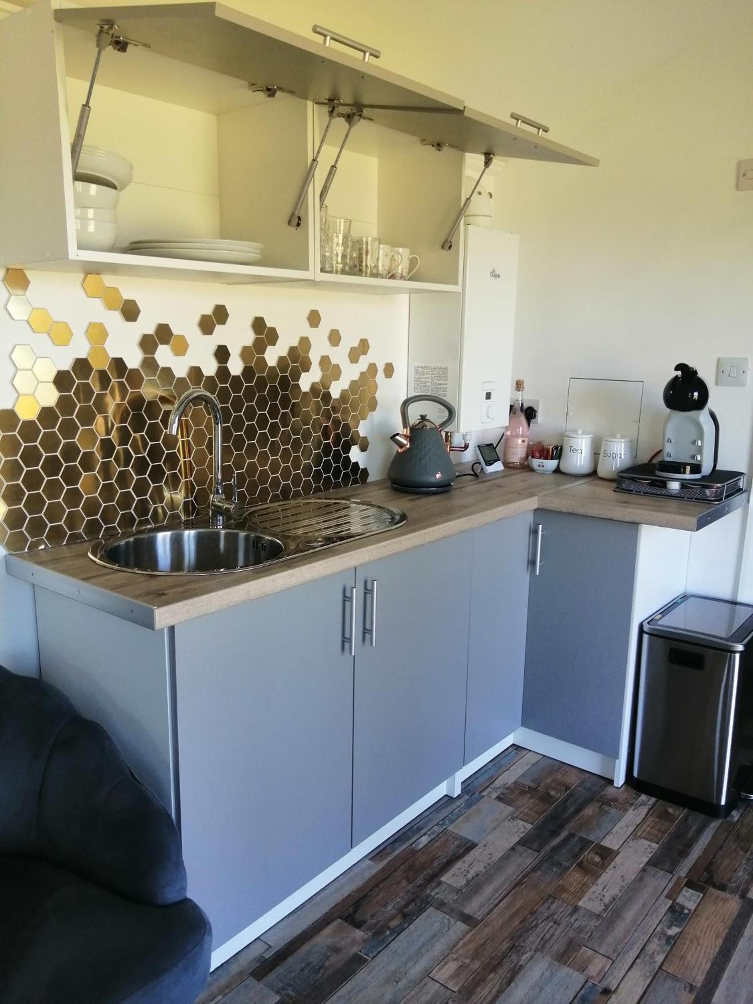 The Cabin Pakenham ภายนอก รูปภาพ
